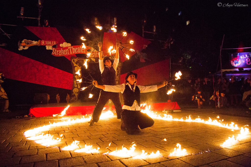 Pyro-Romantica – silent-movie fire comedy